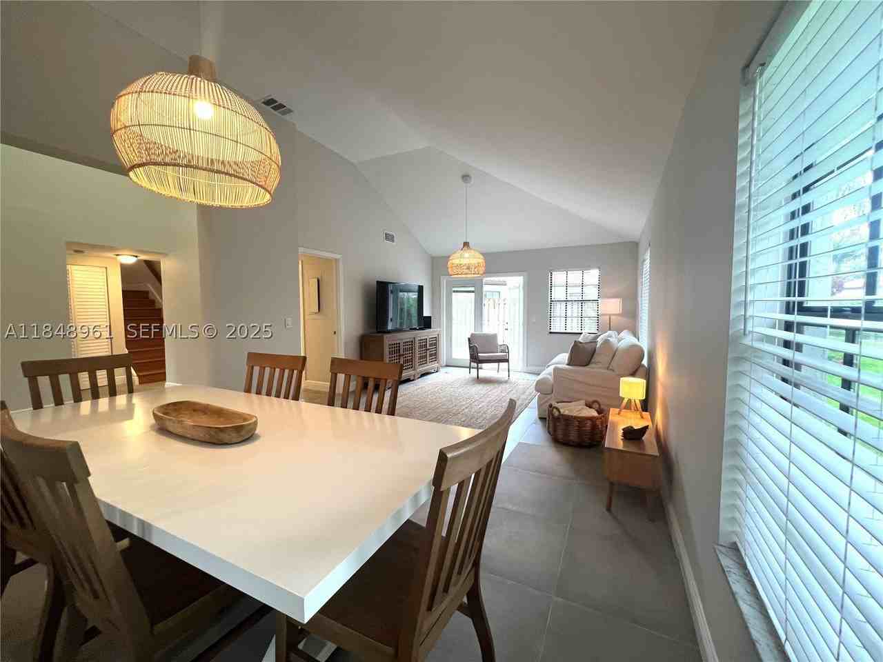 13473 Fountain View Blvd #1 - Photo 7 of 31
