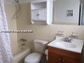 250 S Shore Dr #5 - Photo 6 of 13