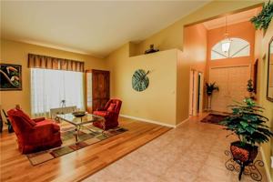 featured image of 2301 Collins Ave #716