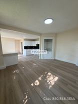 906908 Park St #3W - Photo 1 of 1