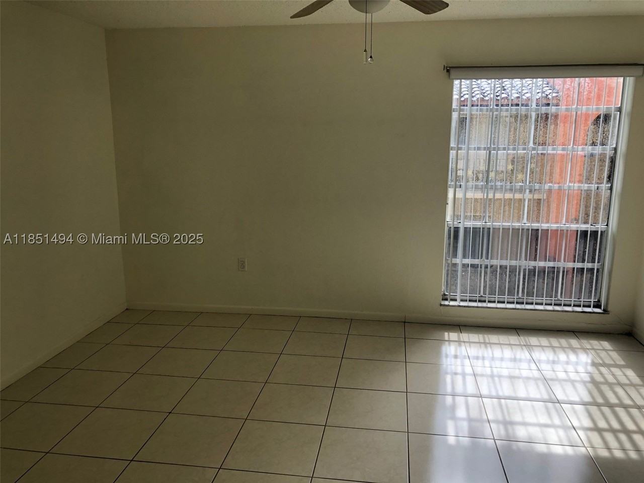 10810 N Kendall Dr #Q18 - Photo 7 of 22