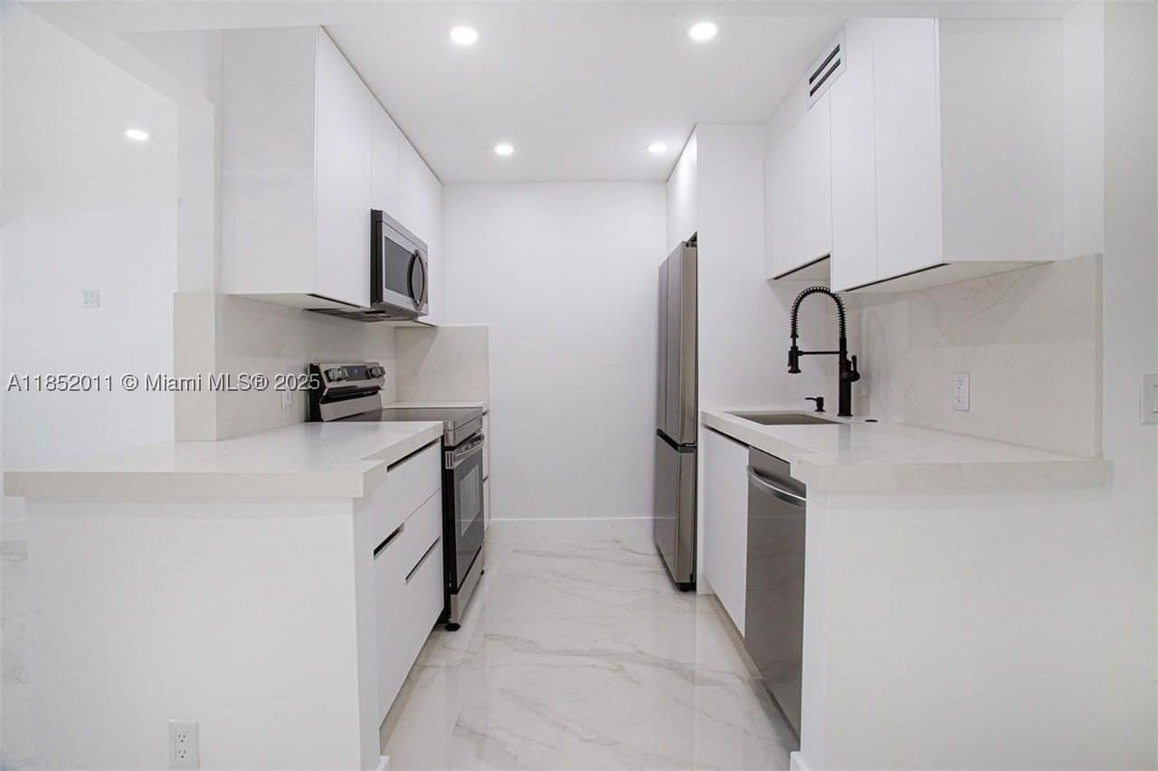 13250 Sw 7th Ct #204L - Photo 2 of 42