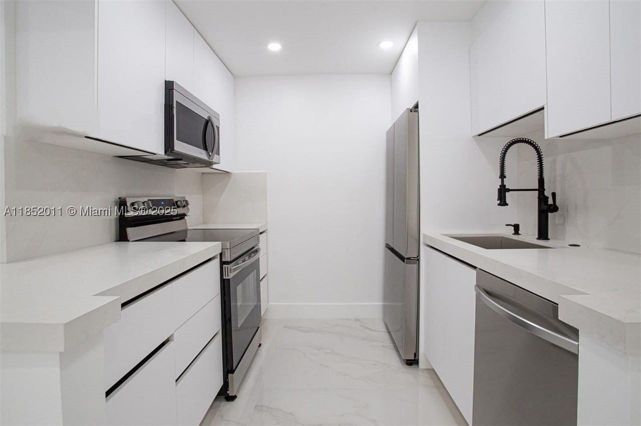 13250 Sw 7th Ct #204L - Photo 5 of 42