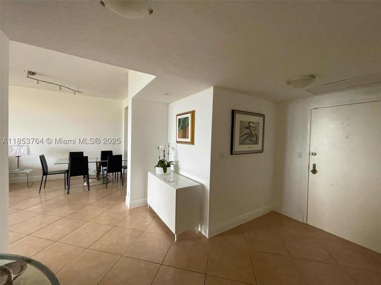 151 Crandon Blvd #833 - Photo 4 of 15