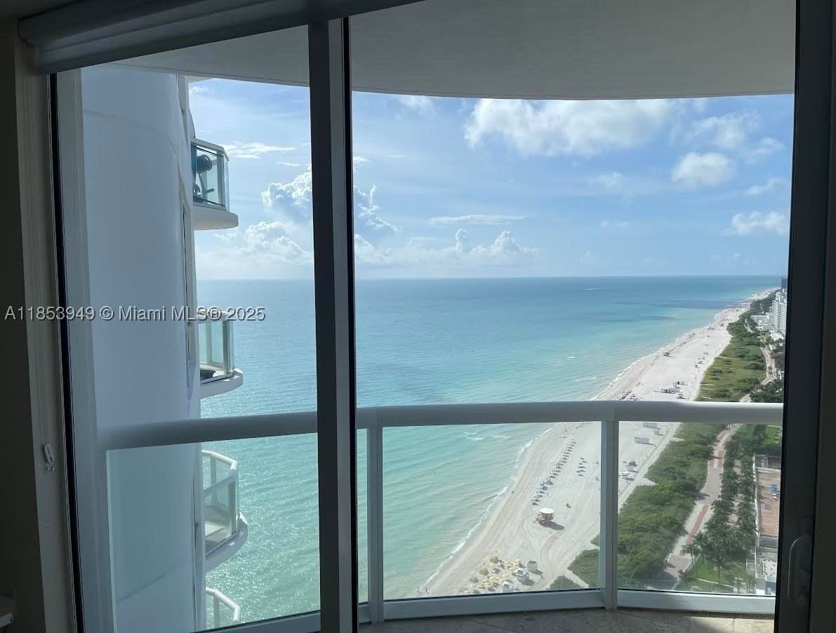 6365 Collins Ave #3404 - Photo 3 of 11