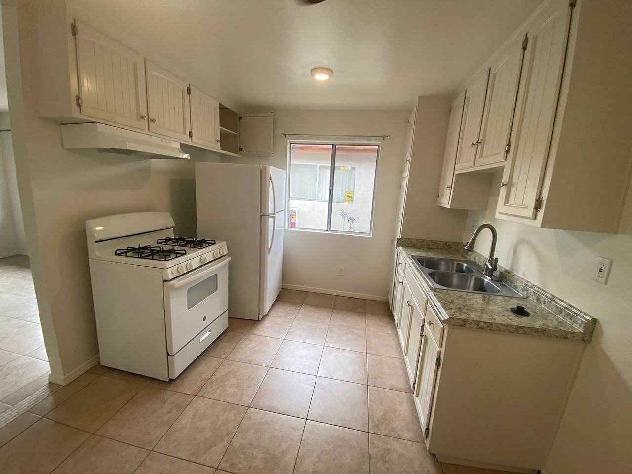 4424A Texas St - Photo 5 of 9