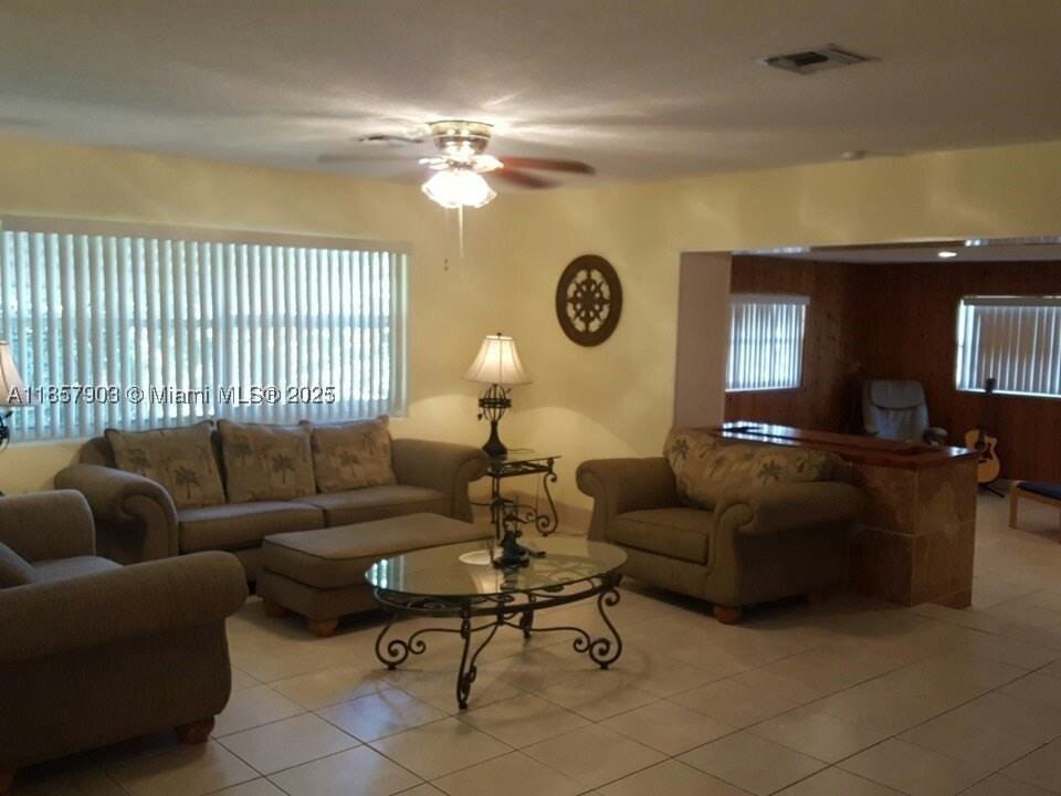 2359 N Wallen Dr - Photo 6 of 19