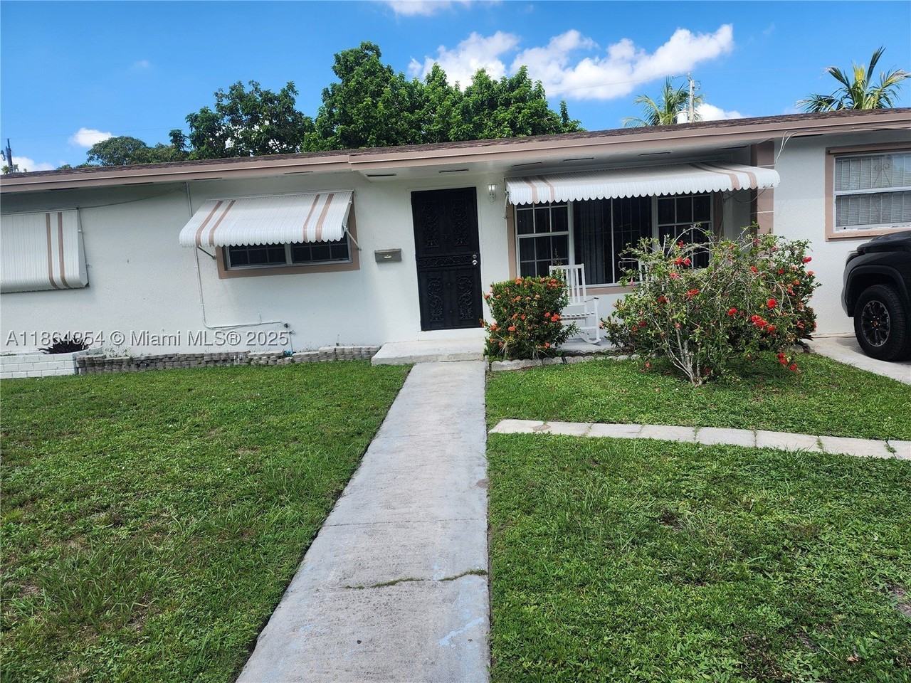 17200 Nw 11th Ave - Photo 2 of 8