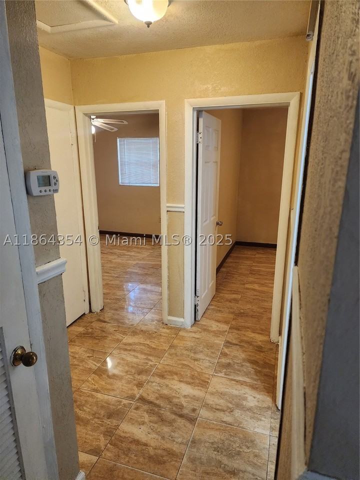 17200 Nw 11th Ave - Photo 4 of 8