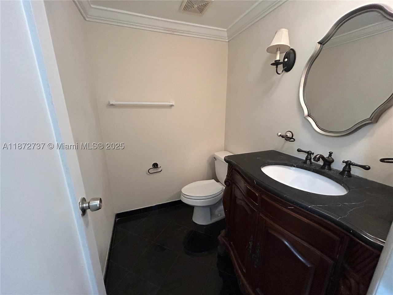 11855 Ne 19th Dr #47 - Photo 4 of 18