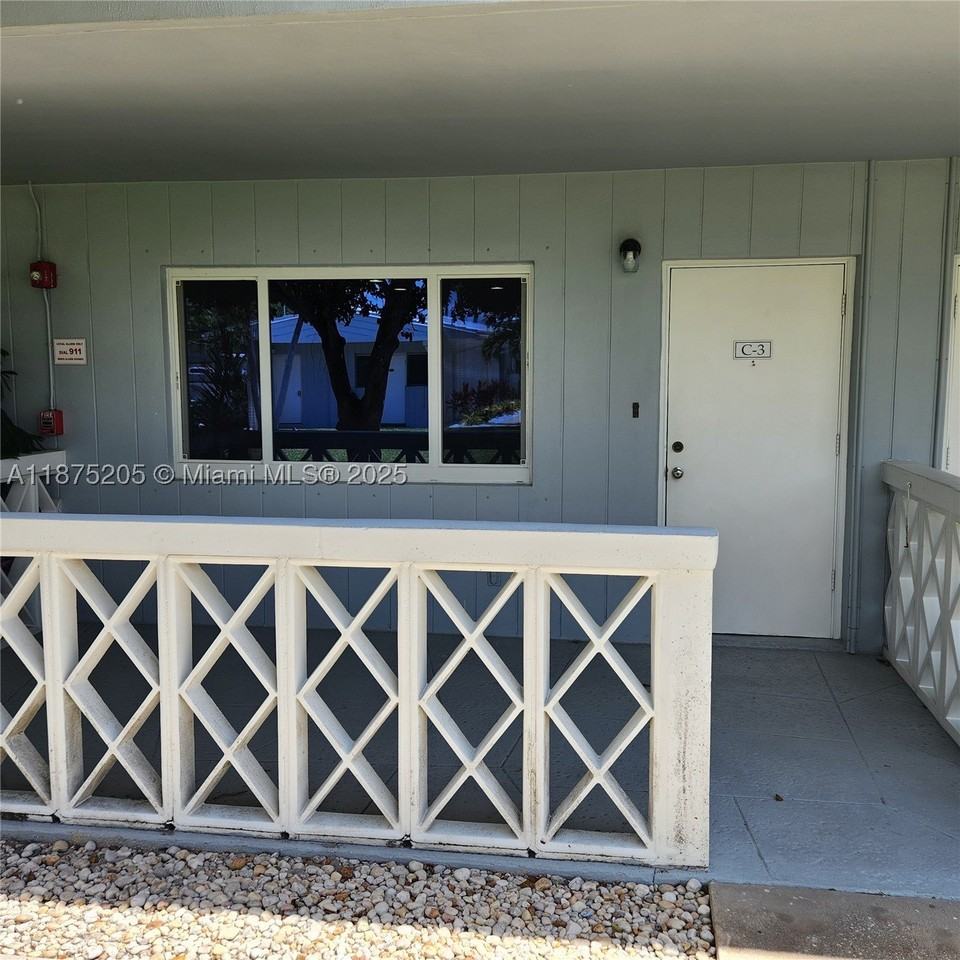 2170 Ne 51st Ct #C3 - Photo 2 of 21