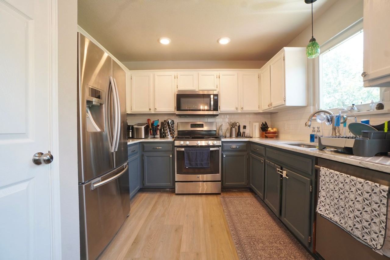 3001 Bernardino Cv - Photo 7 of 28