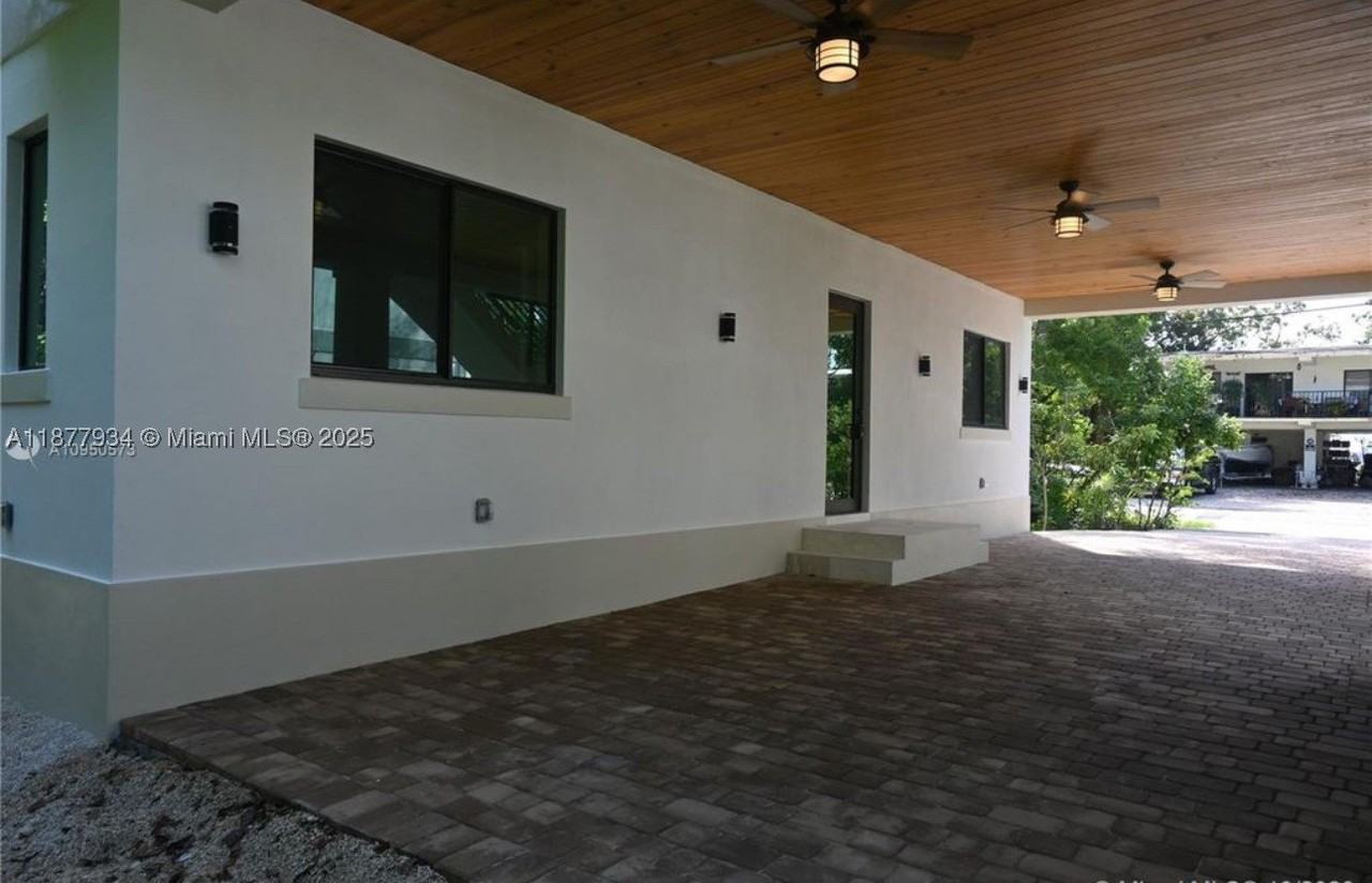 14 Coral Dr #1 - Photo 2 of 18