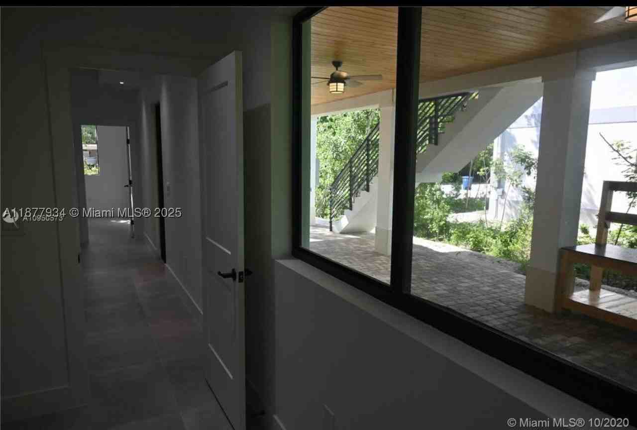 14 Coral Dr #1 - Photo 7 of 18