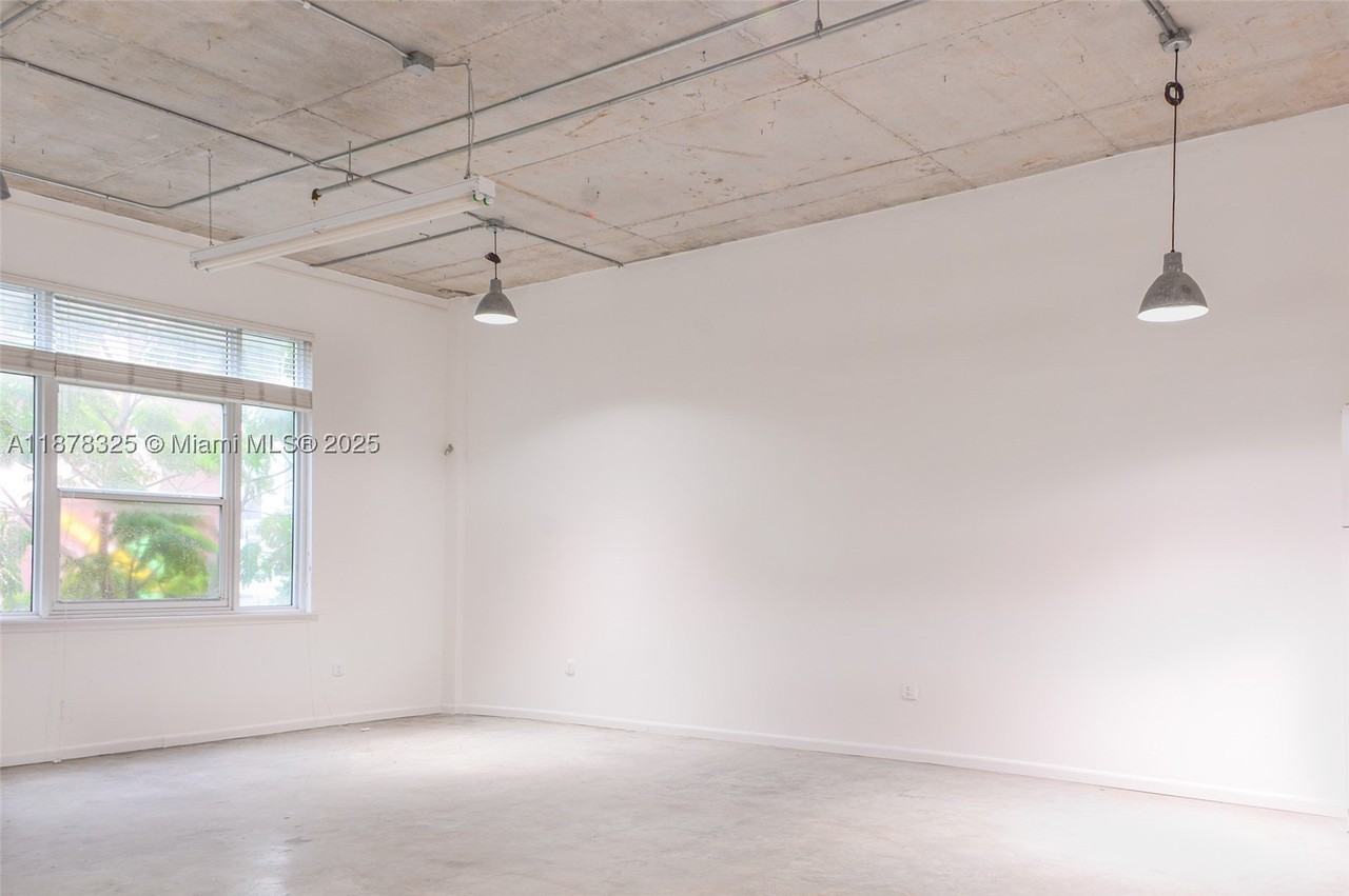 250 Nw 23rd St #308 - Photo 6 of 12