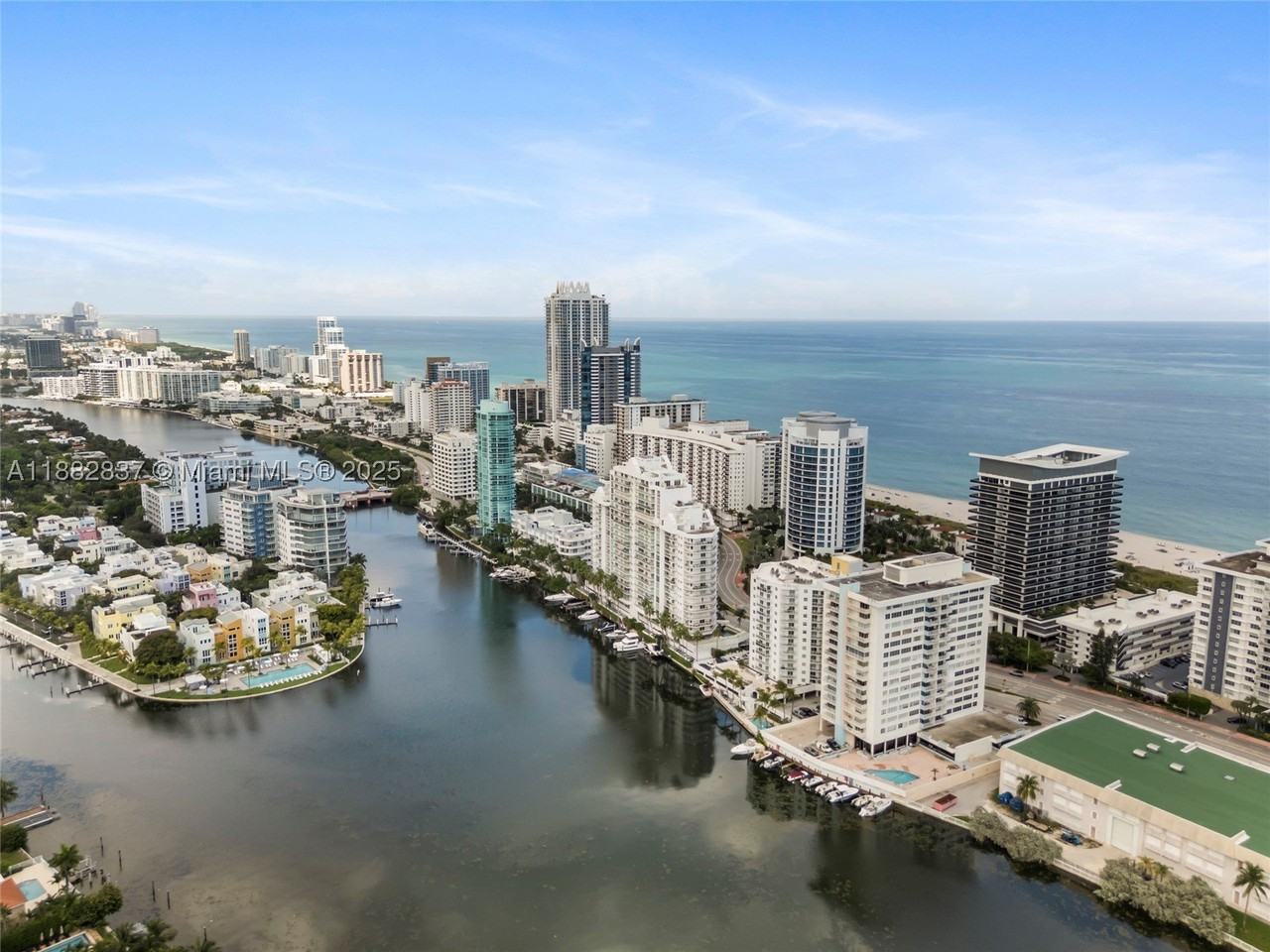 5900 Collins Ave #604 - Photo 3 of 30