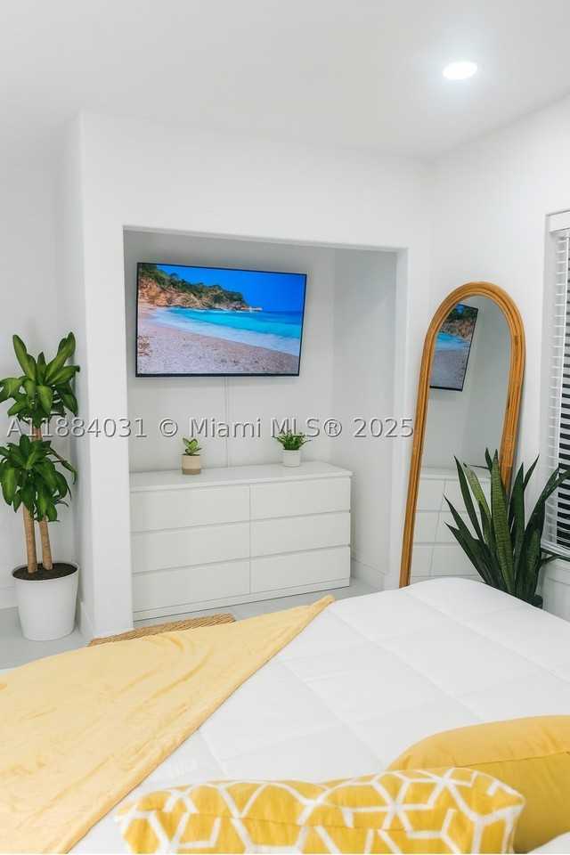 1435 Grant St #NA - Photo 7 of 27