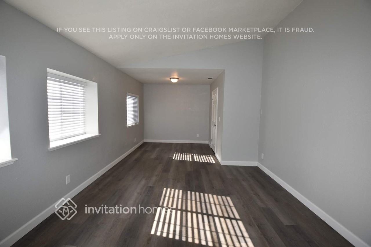1247 Crescendo Dr - Photo 6 of 20