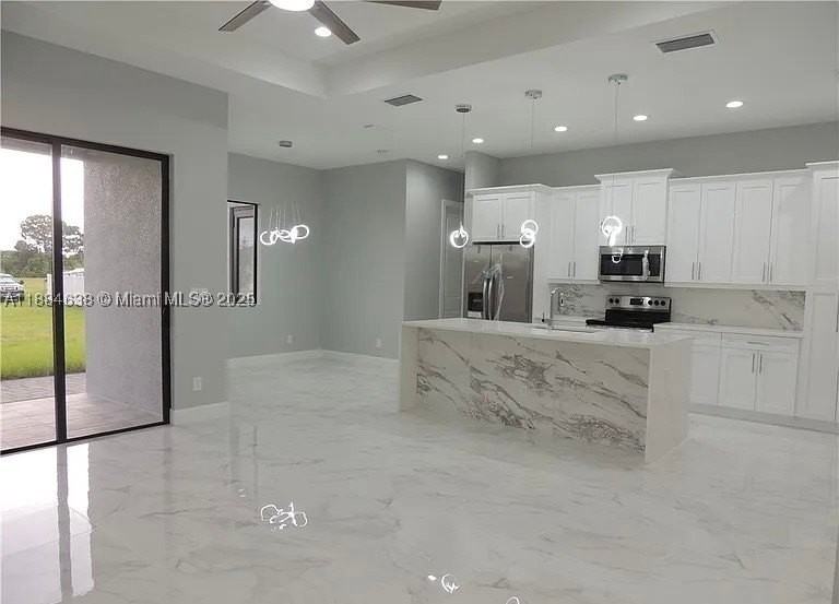 2011 Nw 10th Pl - Photo 2 of 3