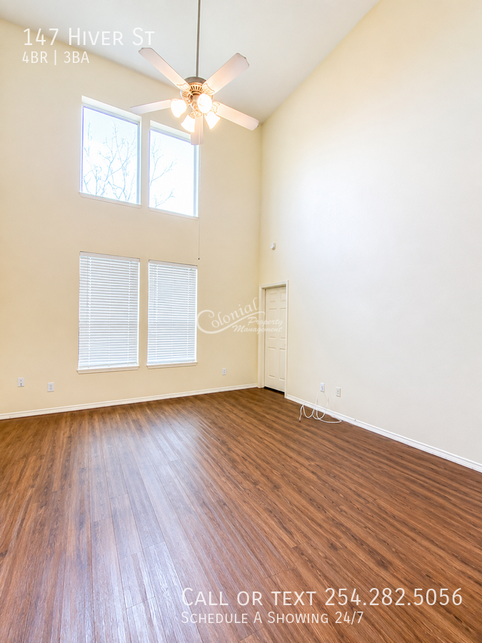 147 Hiver St - Photo 3 of 25