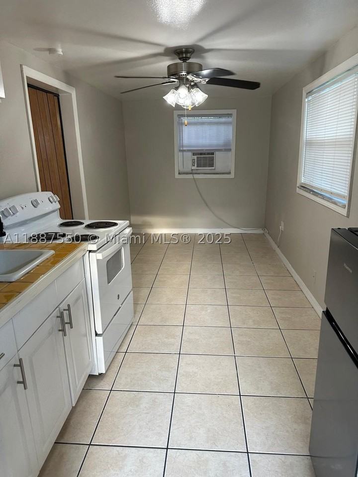 3407 N Avenida Republica De Cuba #A - Photo 2 of 14