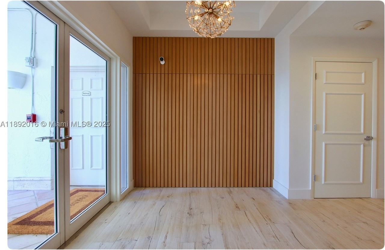 3500 Island Blvd - Photo 3 of 44