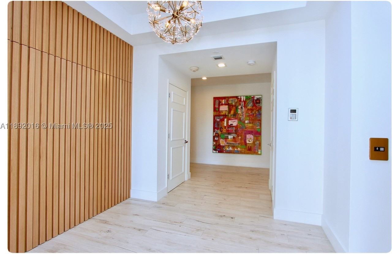 3500 Island Blvd - Photo 5 of 44