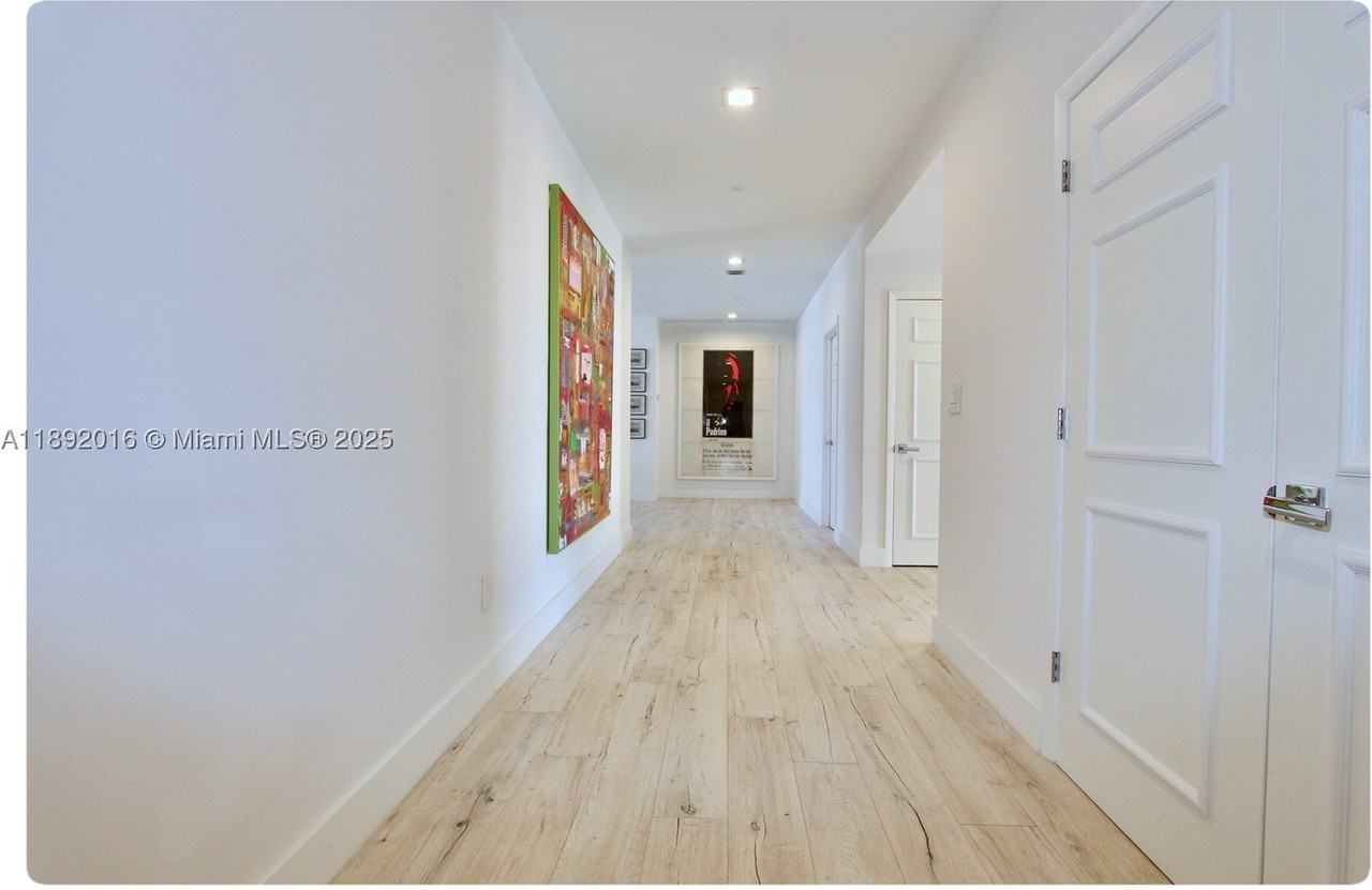 3500 Island Blvd - Photo 6 of 44