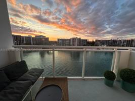 featured image of 3000 S Ocean Dr #612