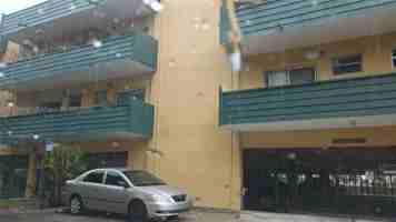 featured image of 1975 Ne 135th St #2I