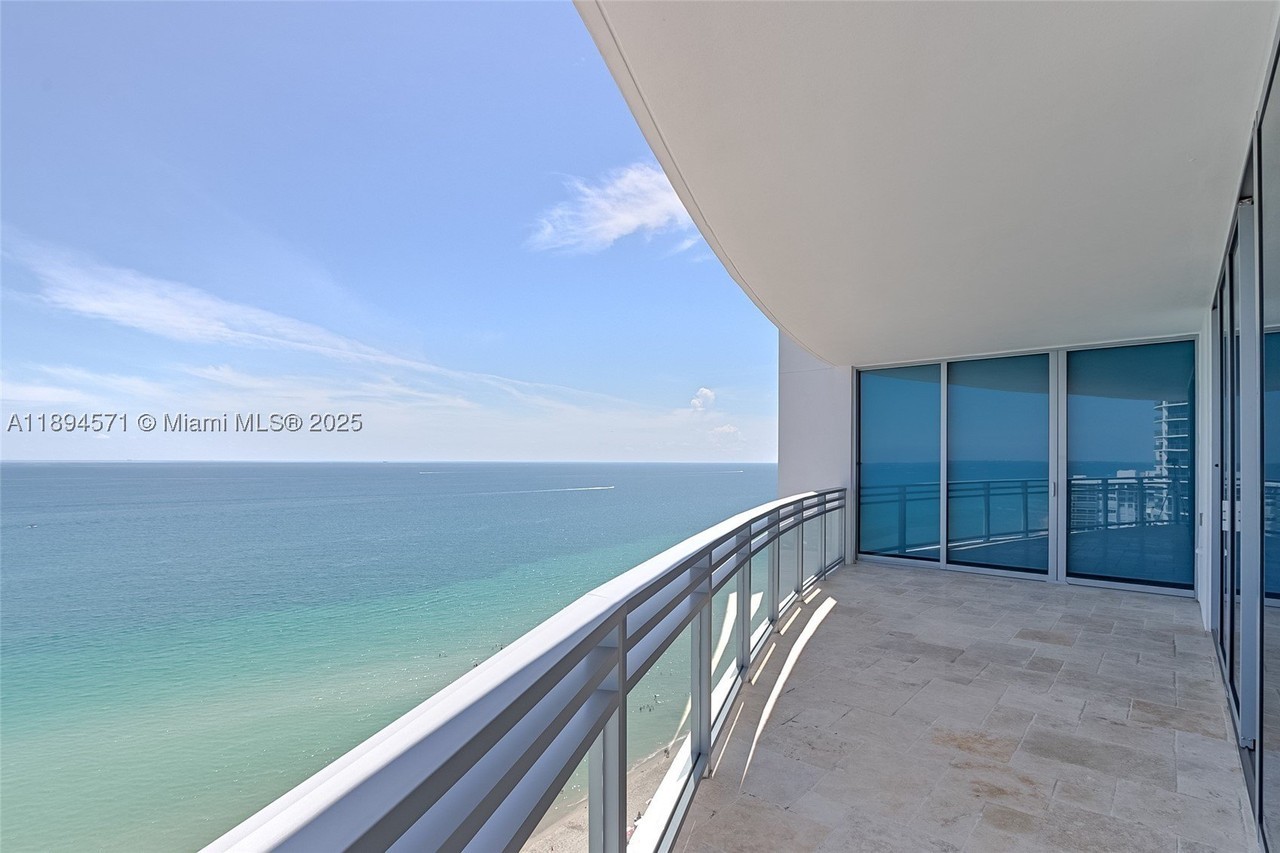 3535 S Ocean Dr #2102 - Photo 5 of 50