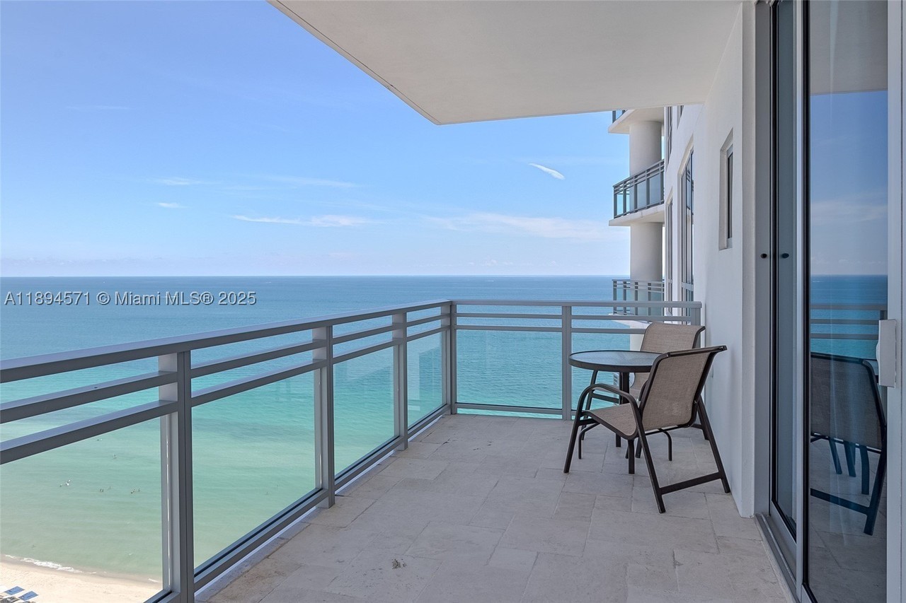 3535 S Ocean Dr #2102 - Photo 6 of 50