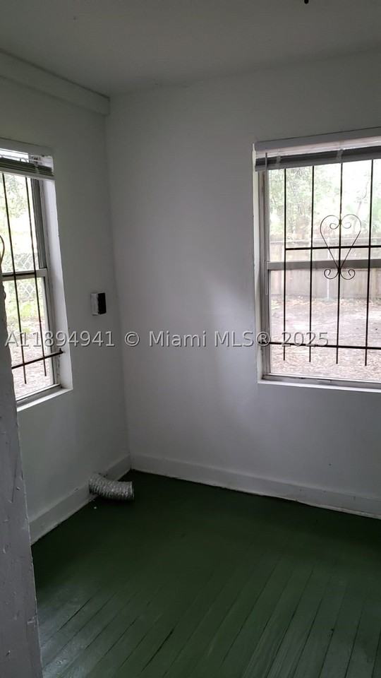 1517 Logan St #0 - Photo 3 of 30