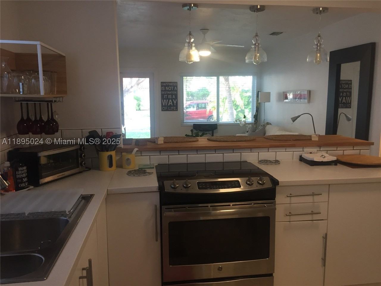 1160 Sw 22nd Ter #2 - Photo 7 of 29