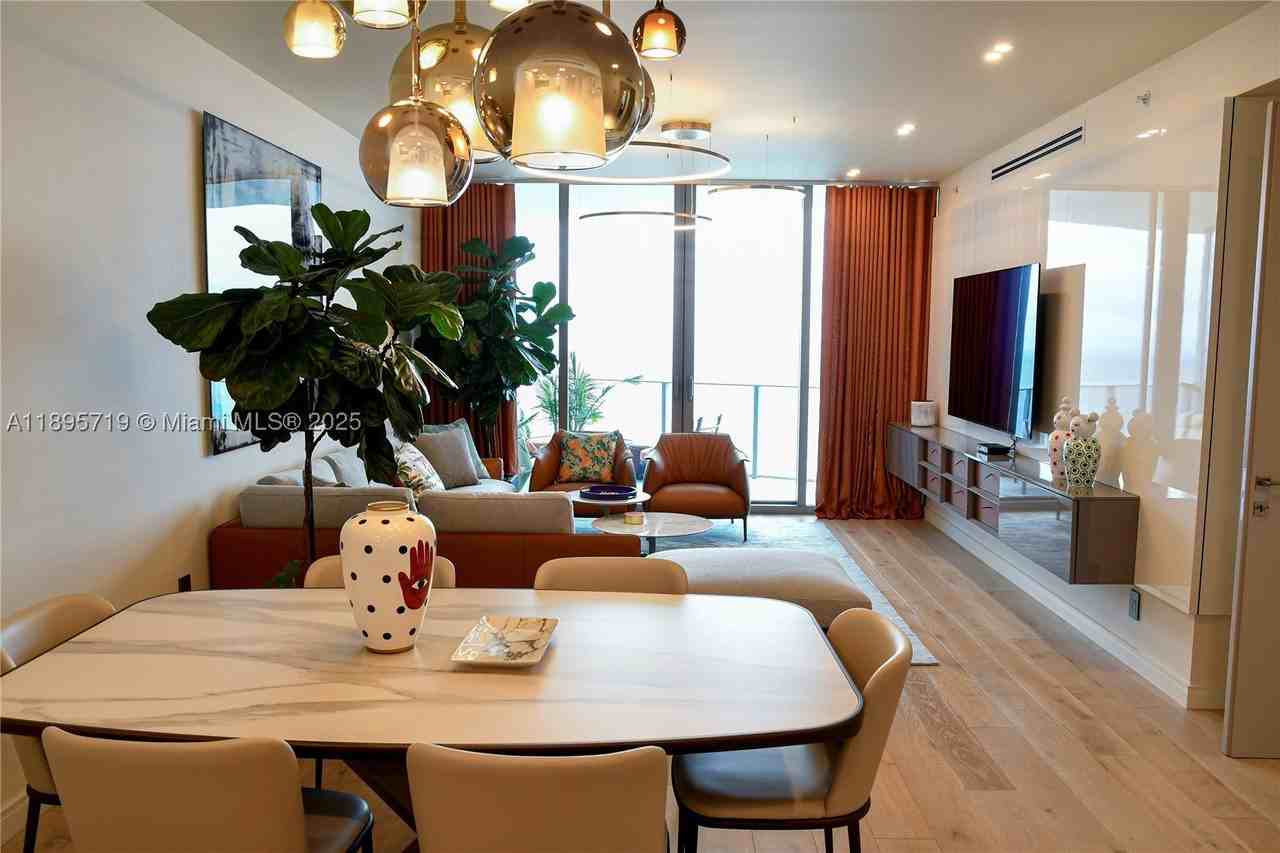 15701 Collins Ave #4403 - Photo 5 of 43