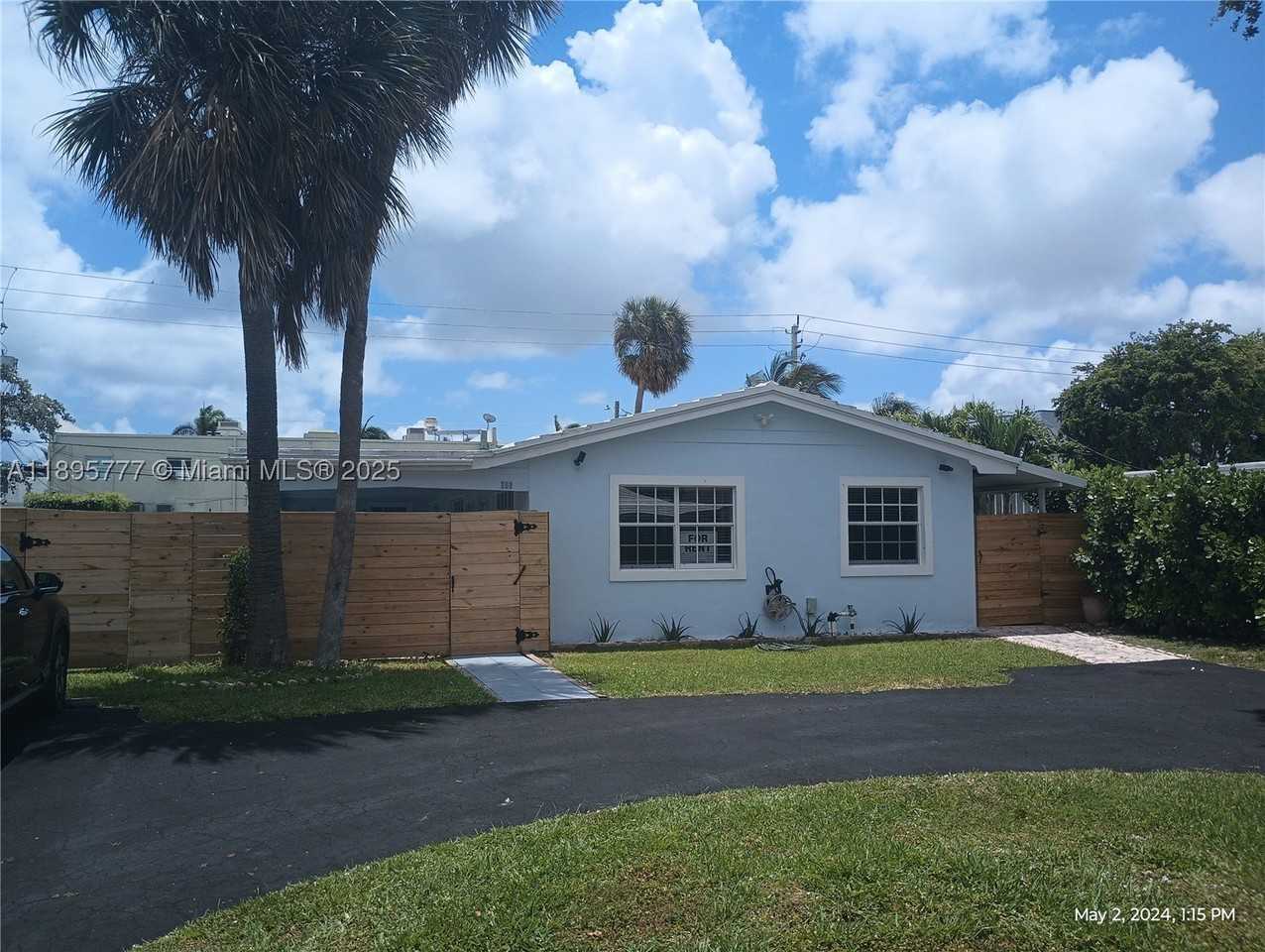 258 Neptune Ave #N - Photo 2 of 14