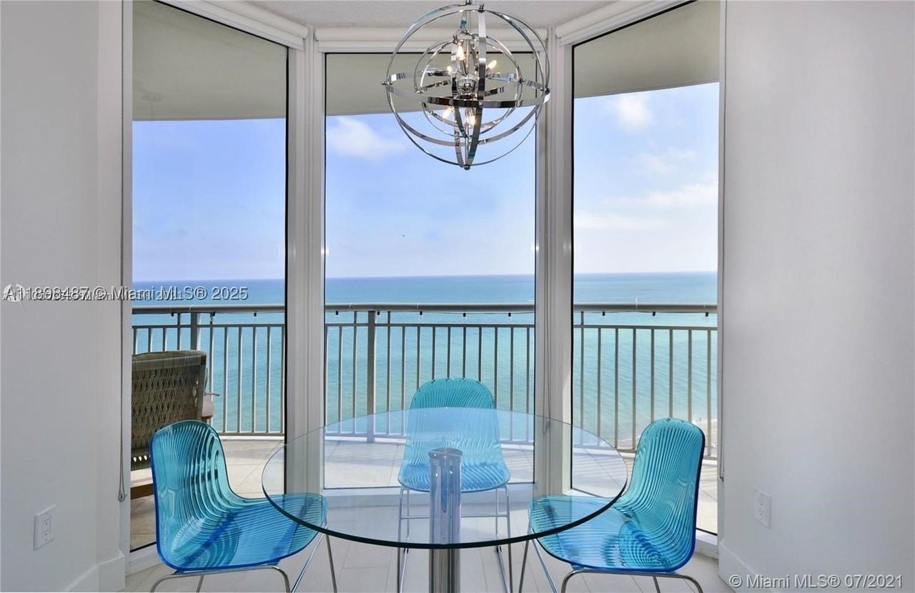 17375 Collins Ave #2002