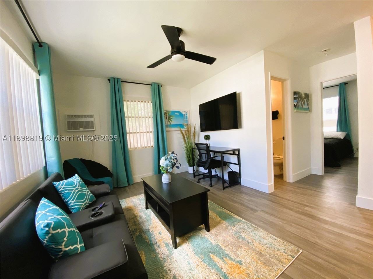 3208 Canal Dr #4 - Photo 6 of 21