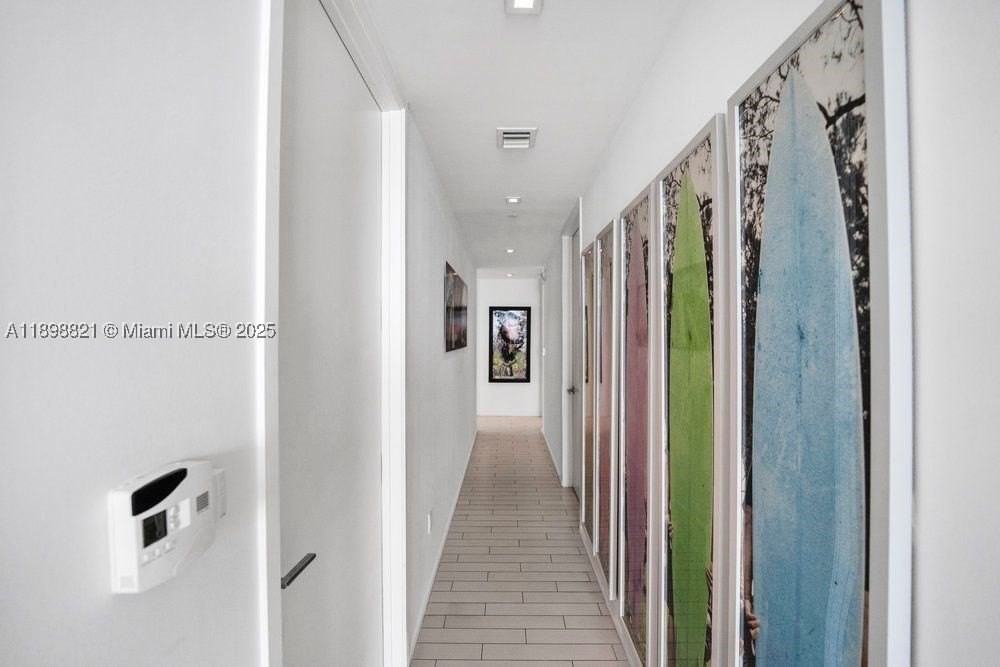2201 Collins Ave #628 - Photo 7 of 21