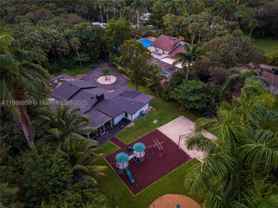 2100 Sw 28th Way - Photo 1 of 1