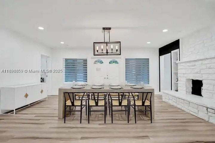 2100 Sw 28th Way - Photo 7 of 40