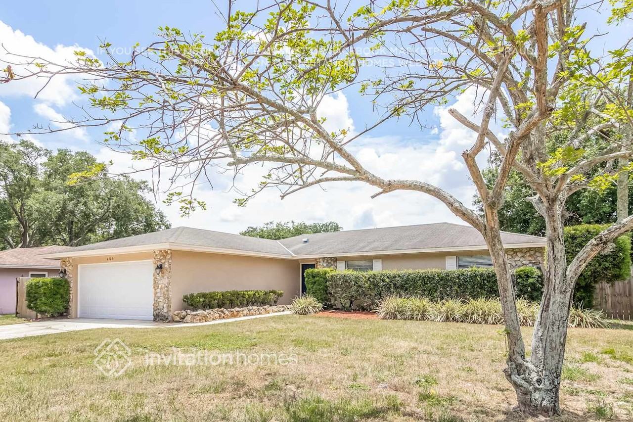 4322 Playa Ct - Photo 3 of 6