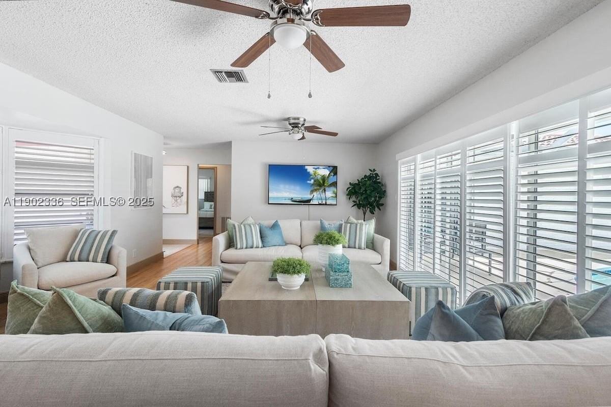 1500 Nw 45th St - Photo 2 of 23