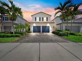 featured image of 1411 Se 26th Rd #1411