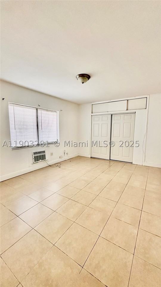 1955 Normandy Dr #2 - Photo 4 of 7