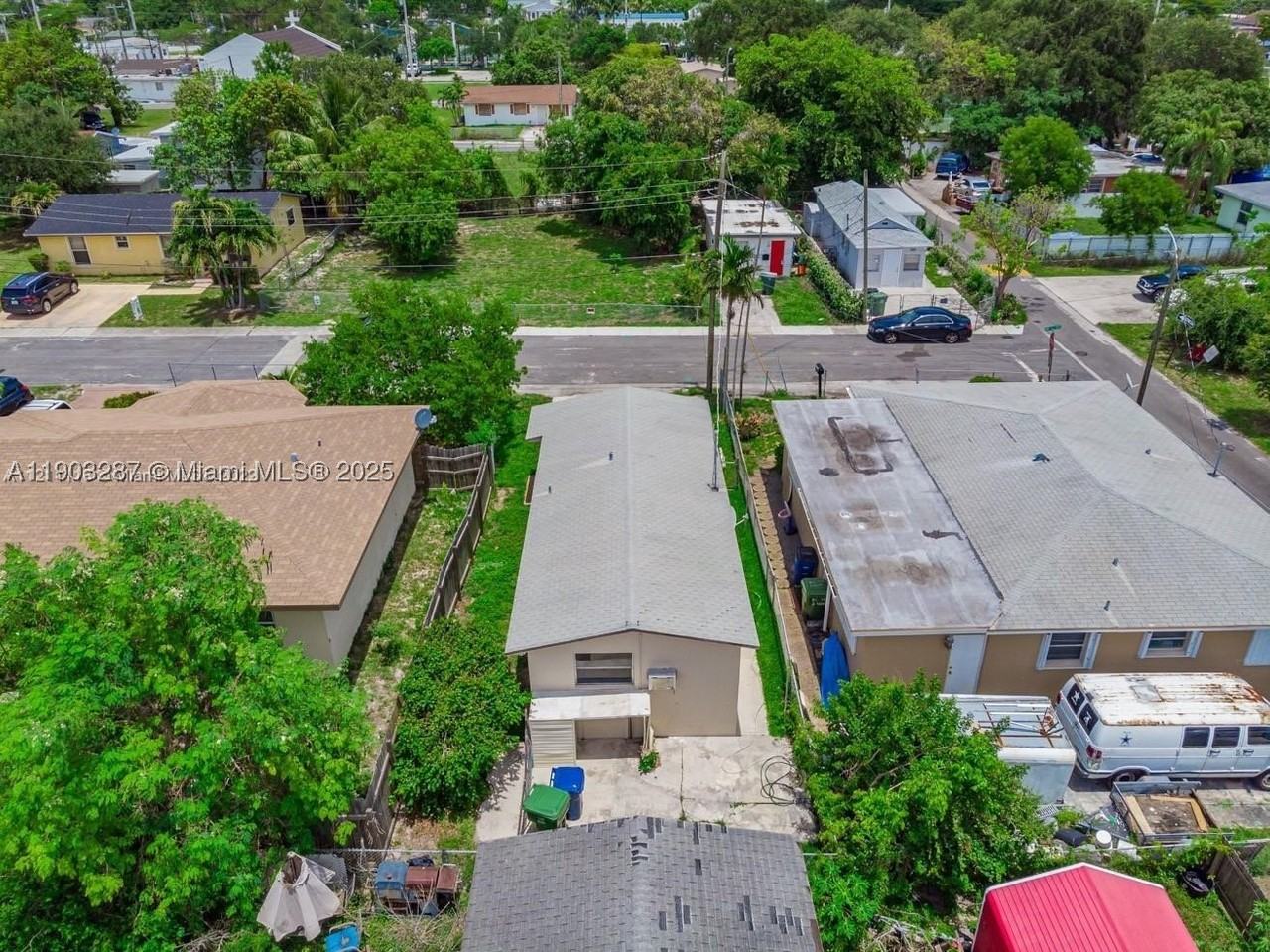 805 Nw 3rd Ter #1 - Photo 2 of 47
