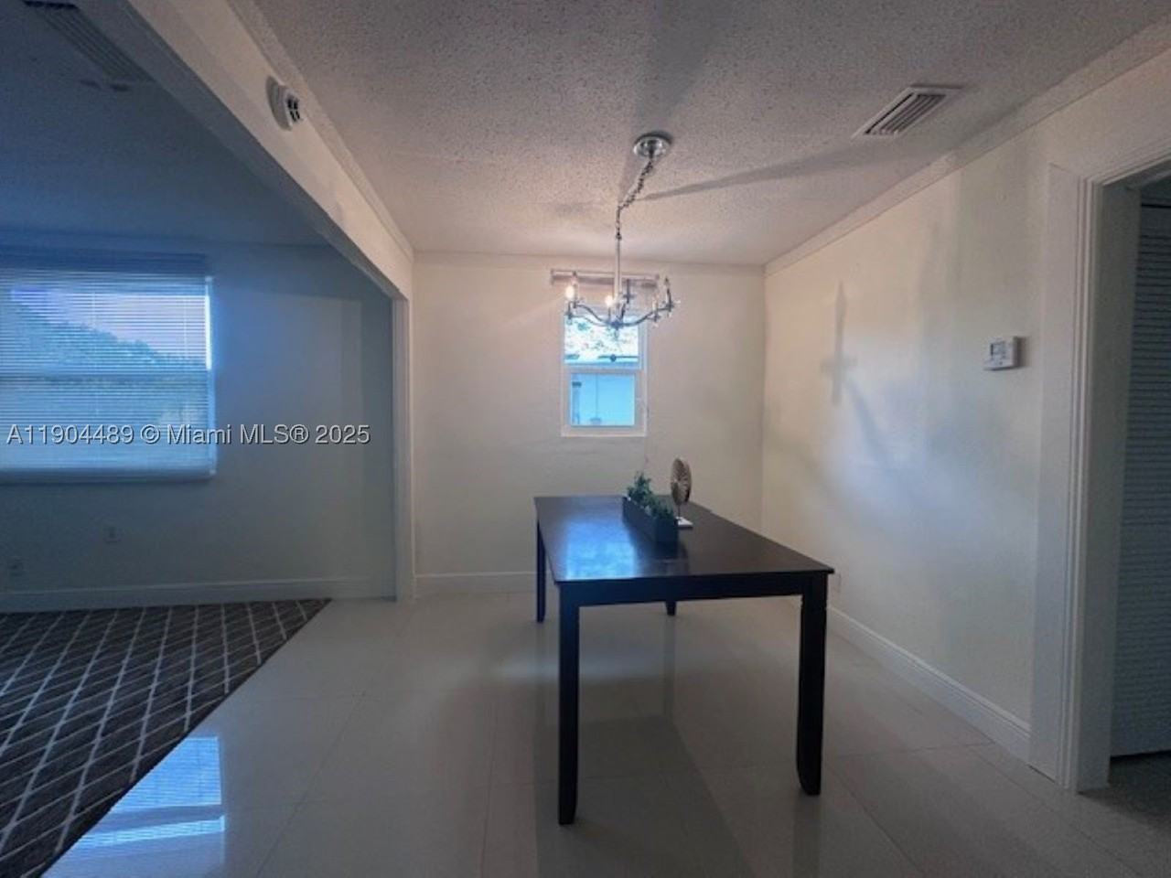 2898 Nw 6th Ct - Photo 6 of 15