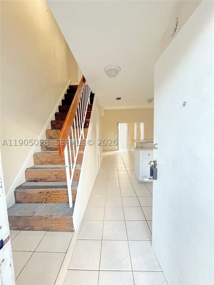 5712 W 25th Ct #5712 - Photo 6 of 26