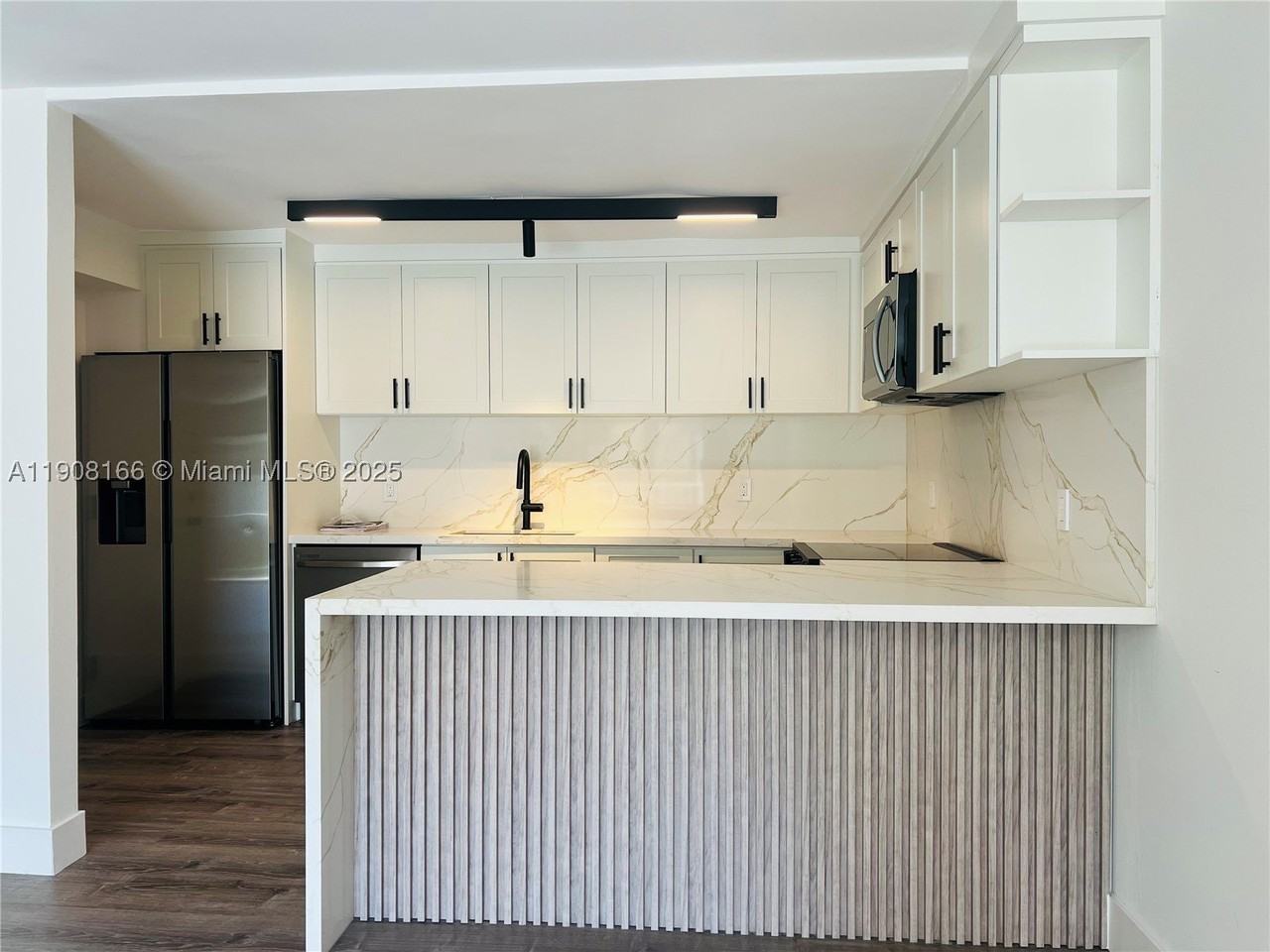 201 Jefferson Ave #4C