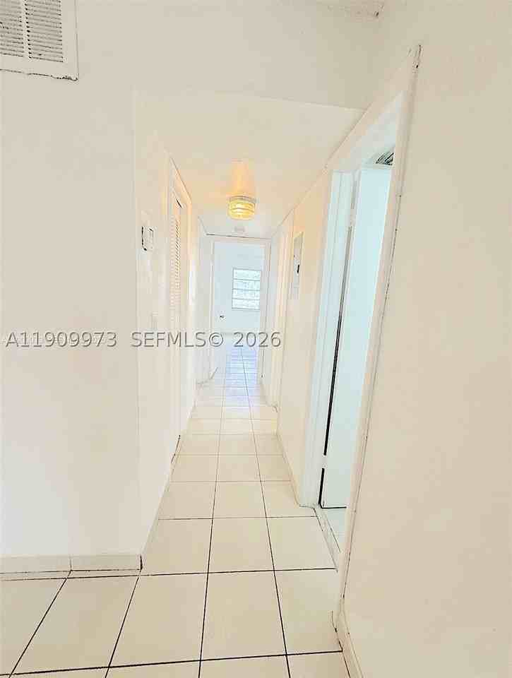 20120 Ne 2nd Ave #W27 - Photo 7 of 28
